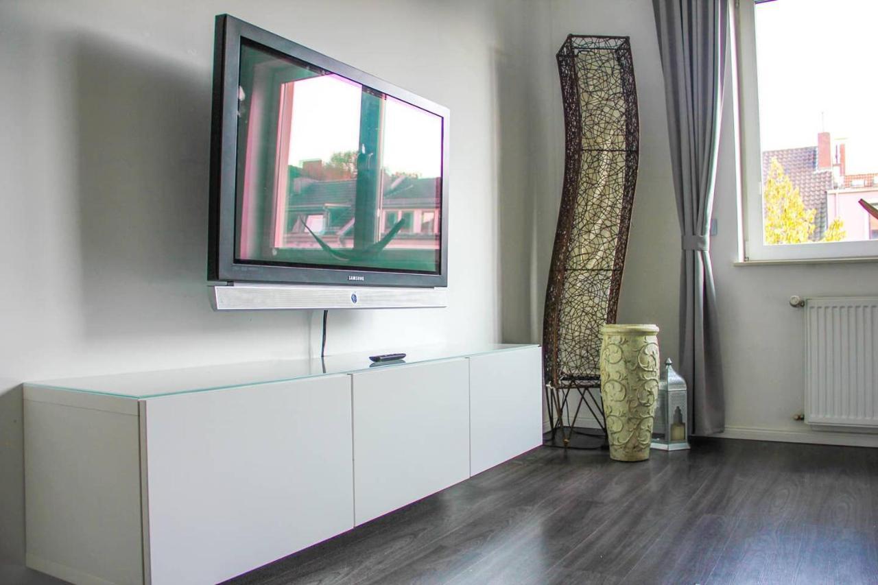 Exklusive 2 Zimmer Wohnung Mit Balkon In Top Lage! BRE Esterno foto