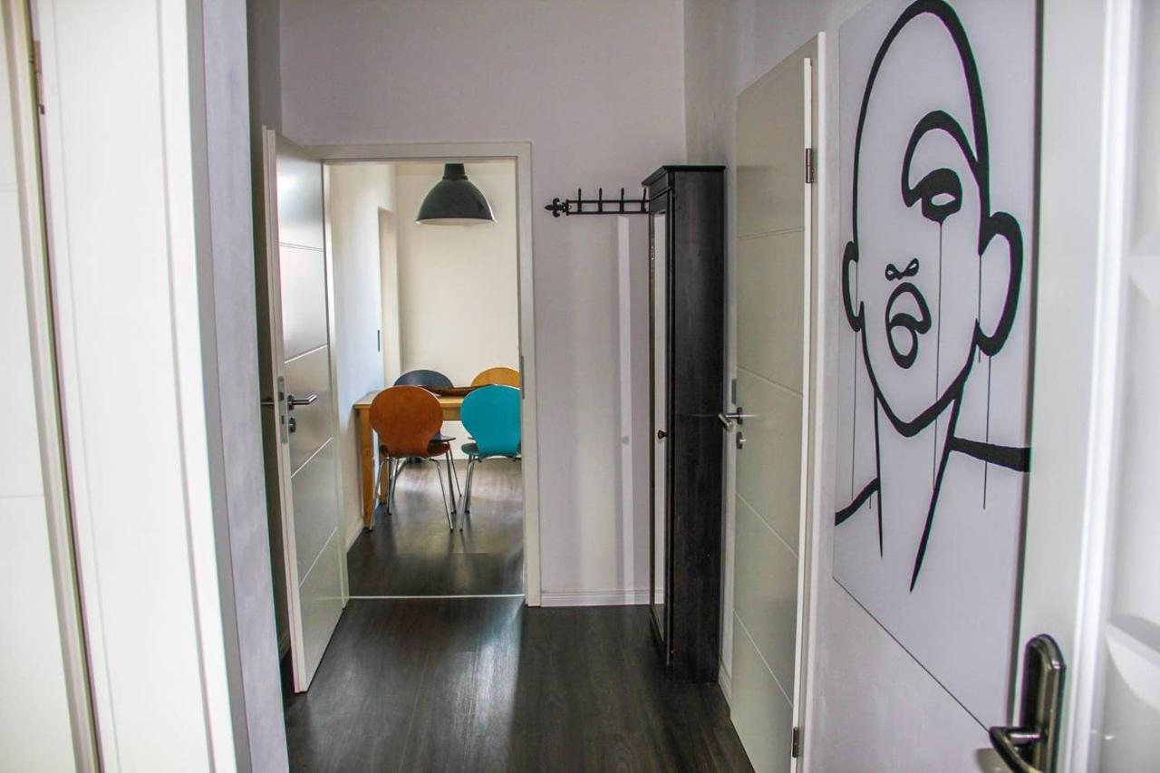 Exklusive 2 Zimmer Wohnung Mit Balkon In Top Lage! BRE Esterno foto