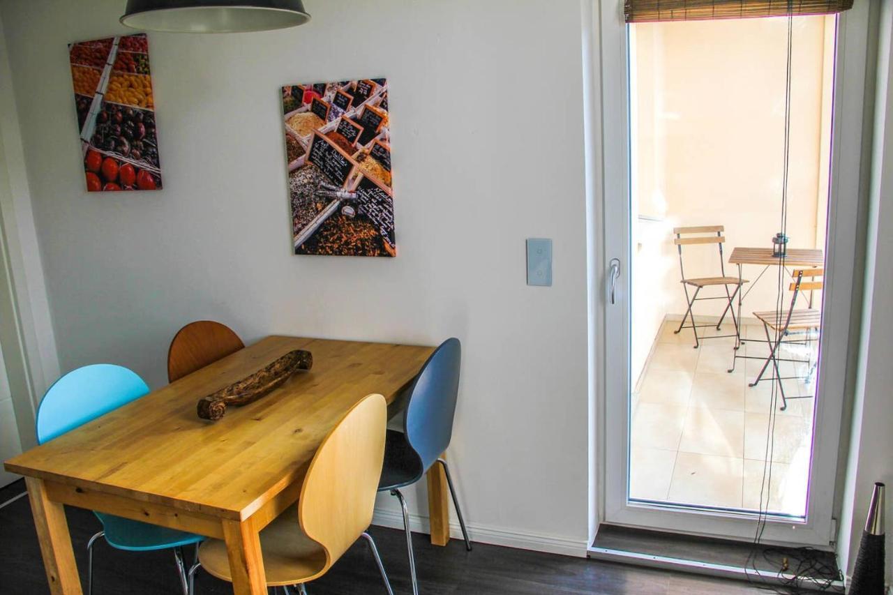Exklusive 2 Zimmer Wohnung Mit Balkon In Top Lage! BRE Esterno foto